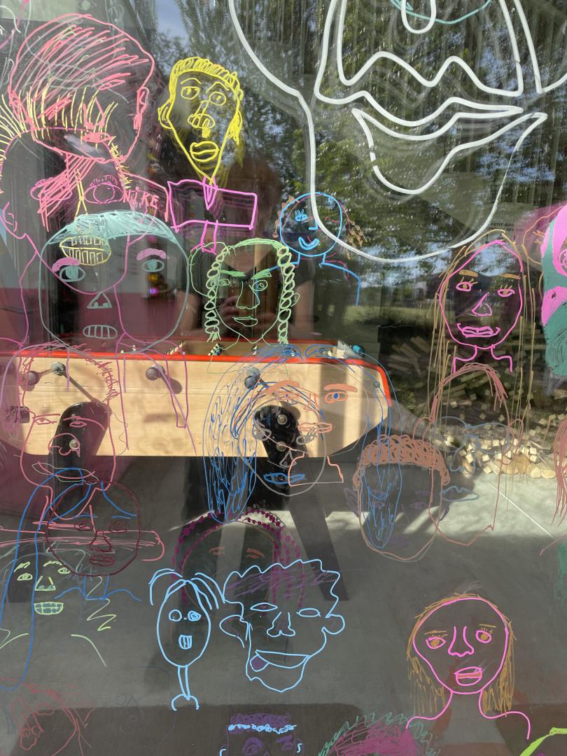 SE FONT DÉCALQUER LA TRONCHE